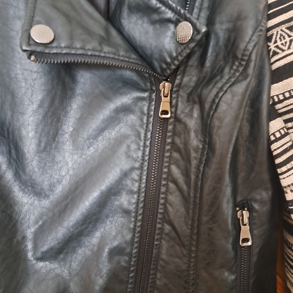Faux Leather Moto Jacket with Knit Sleeves - Picture 4 of 14